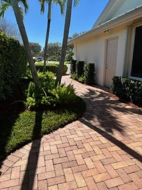 Photo of 400 River Edge Road