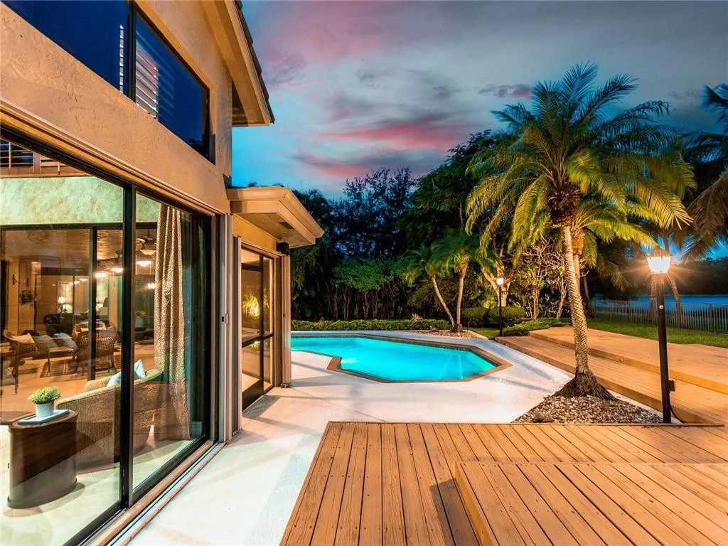Photo of 391 Coconut Circle