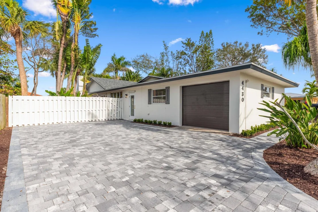 Photo of 4430 SE Bayshore Terrace