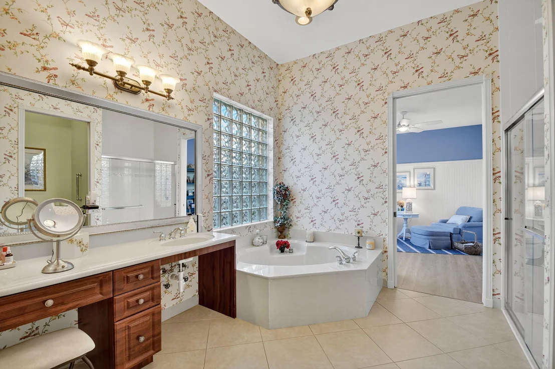 Photo of 7411 Maple Ridge Trail
