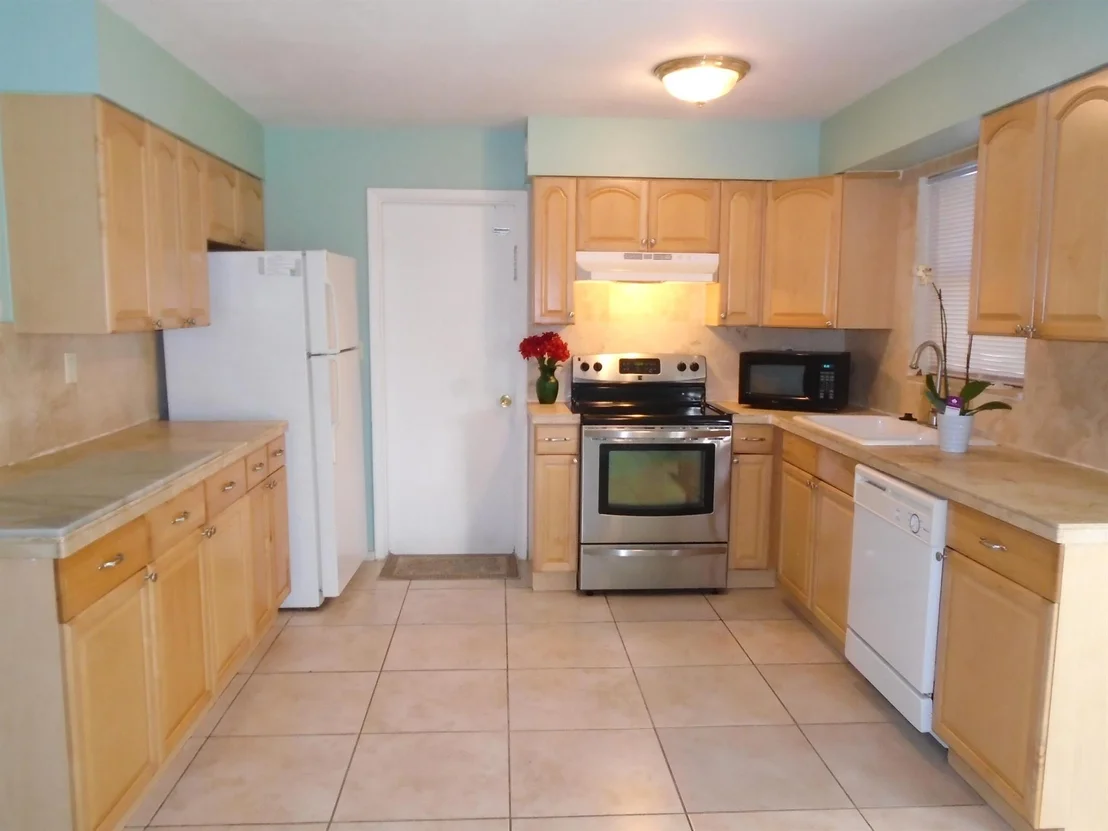 Photo of 3321 Tyringham Drive