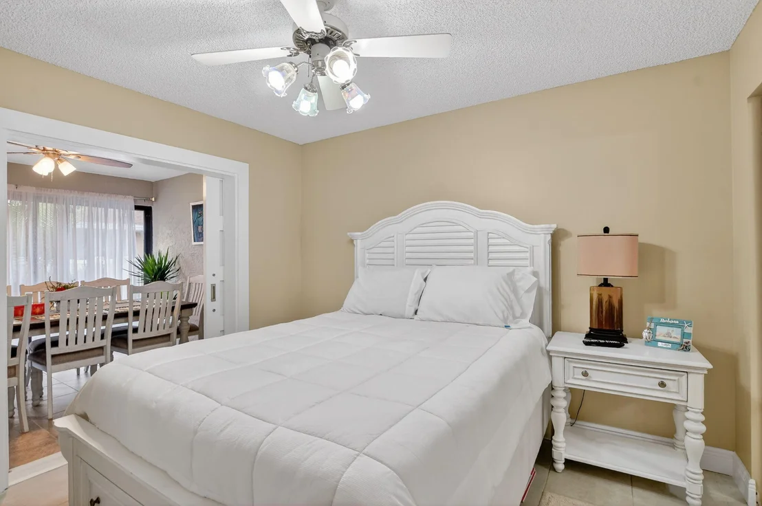 Photo of 8081 Springtree Road