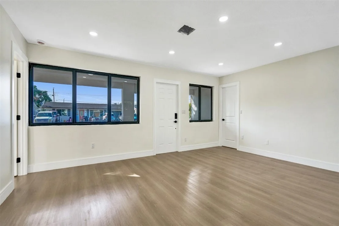 Photo of 2331 Nassau Drive