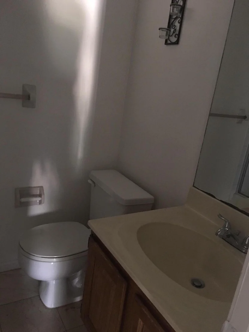 Photo of Unit C at 1122 Keystone Drive