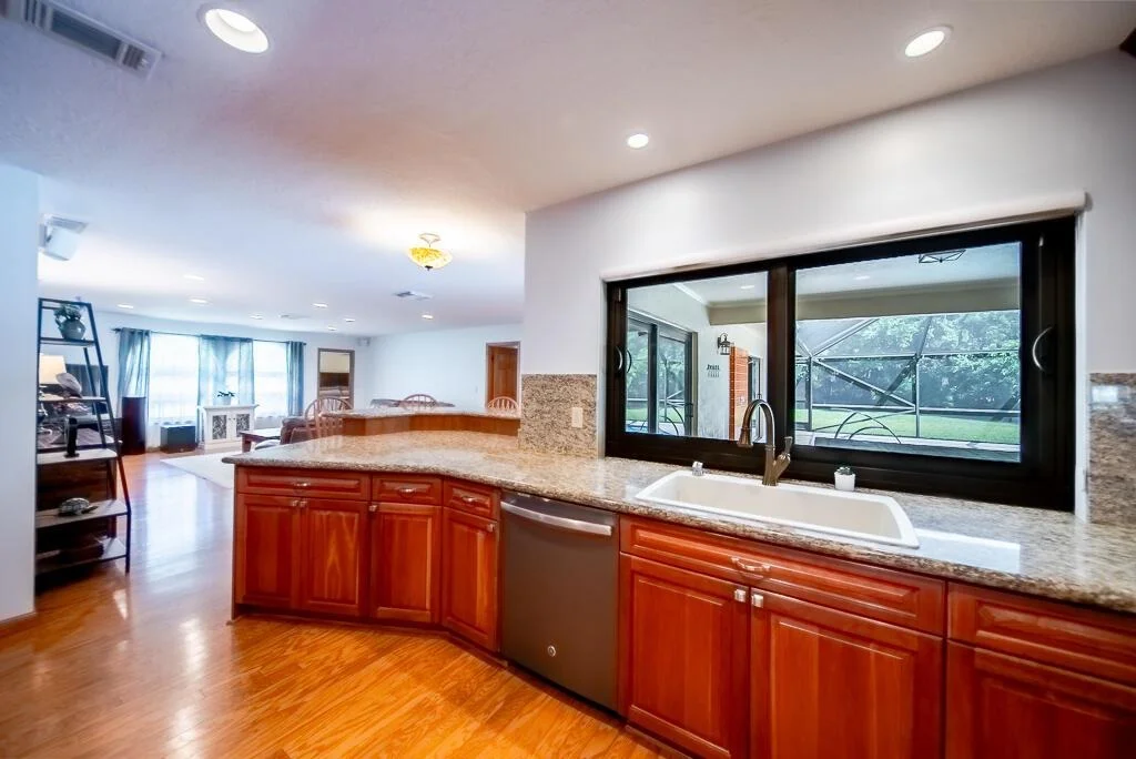 Photo of 12483 Pineacre Lane