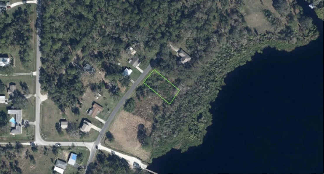 Photo of 6326 Lakeside Drive W