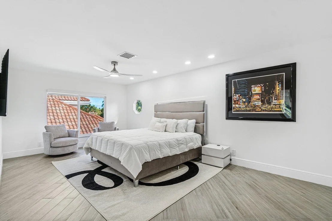 Photo of 5239 Suffolk Drive