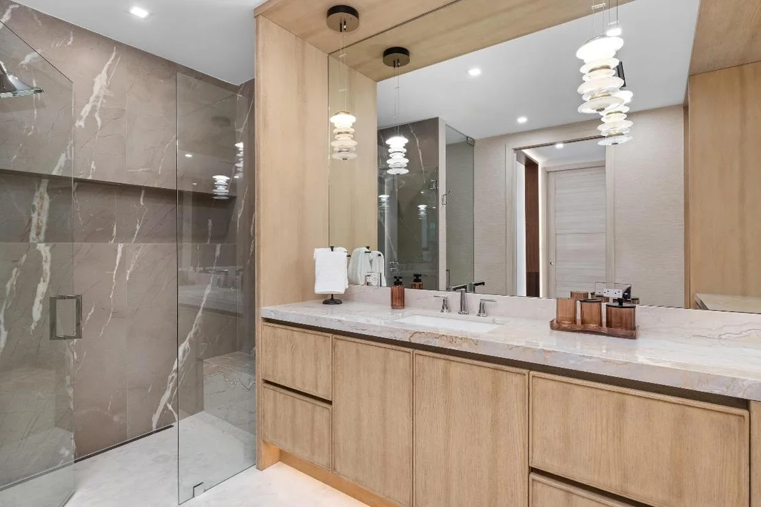 Photo of 2498 Queen Palm Road