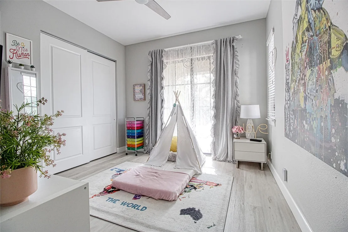 Photo of 9551 Eden Manor