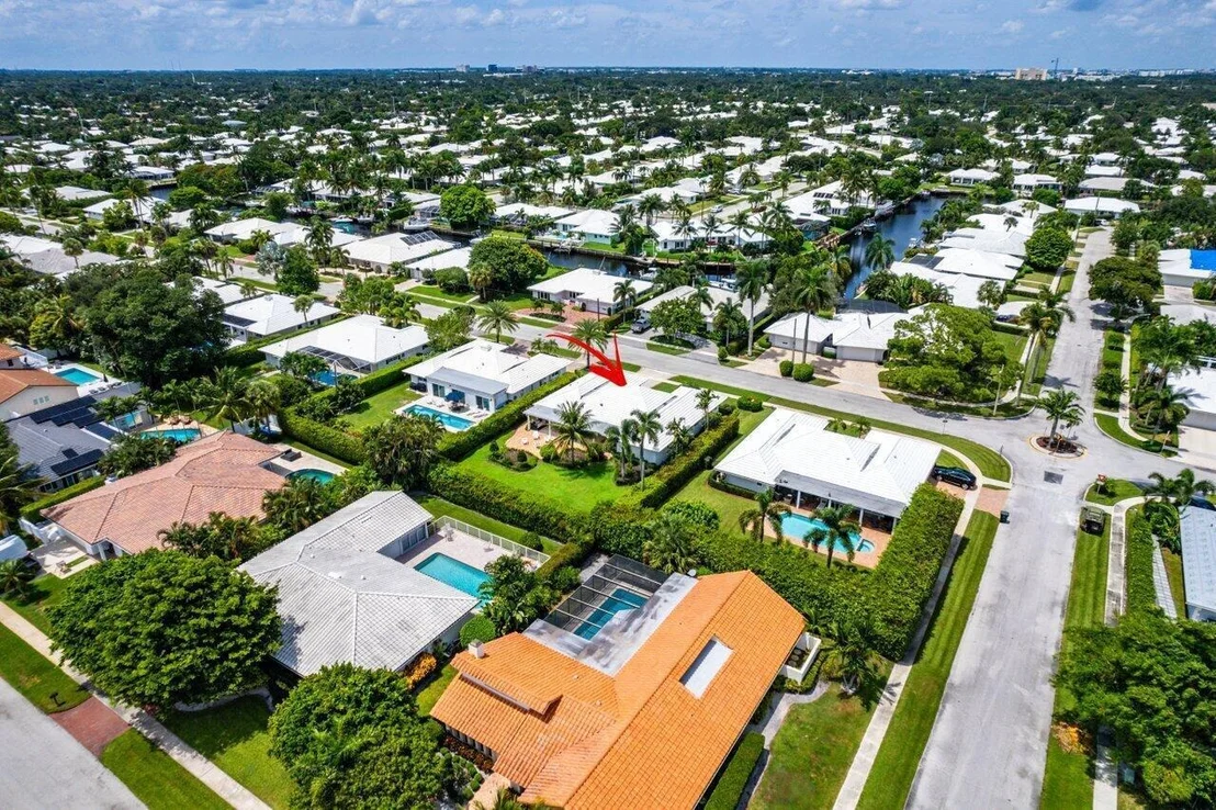 Photo of 670 Elm Tree Lane