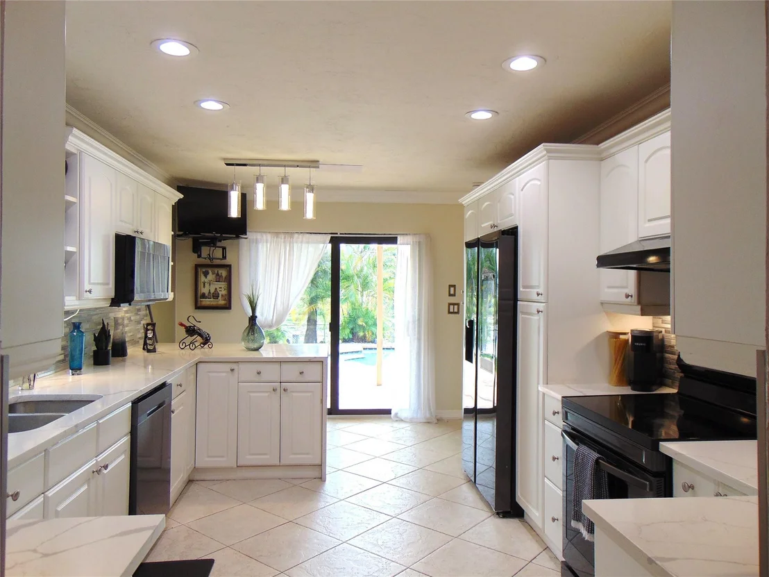 Photo of 595 E River Drive