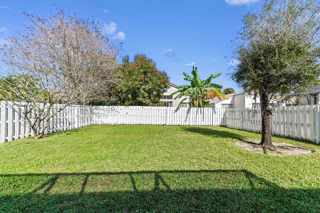Photo of 6846 Ashburn Road