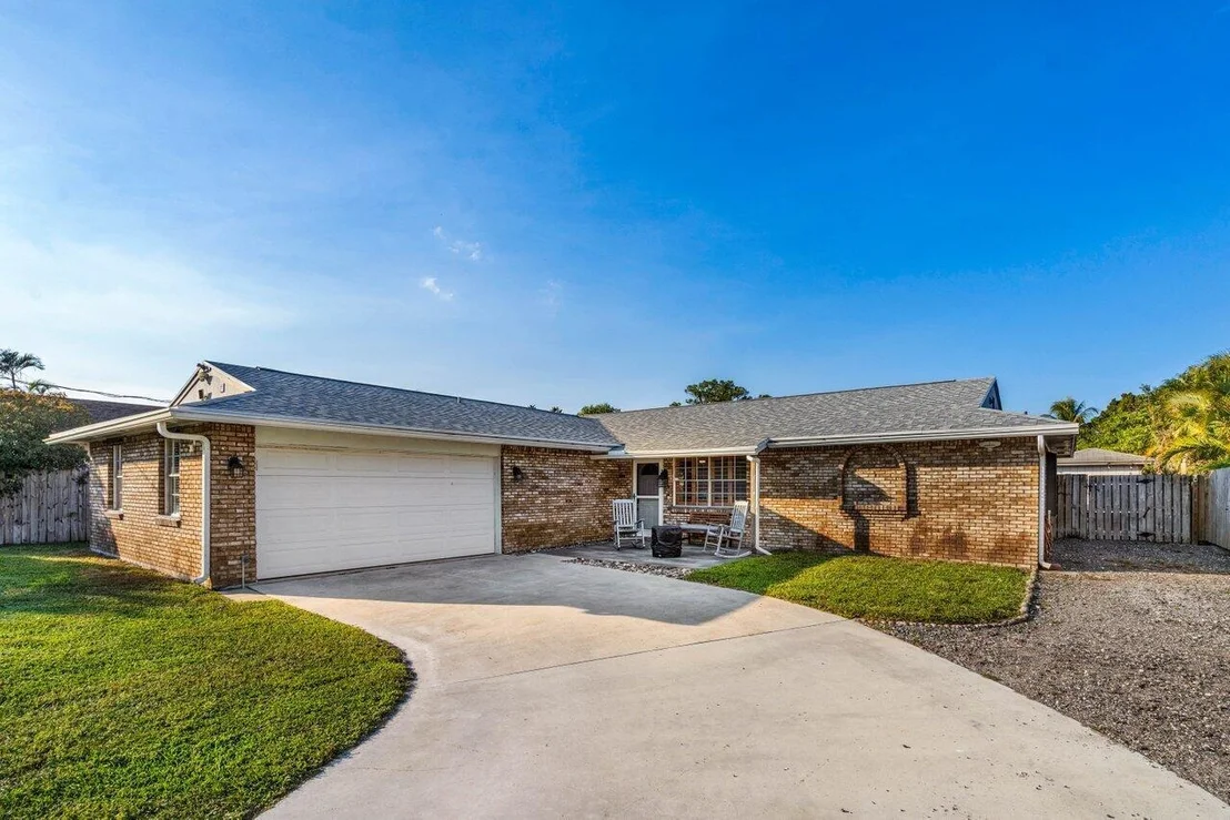 Photo of 7351 Canal Drive