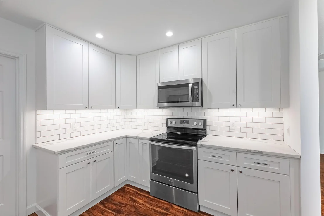 Photo of 736 34th Terrace