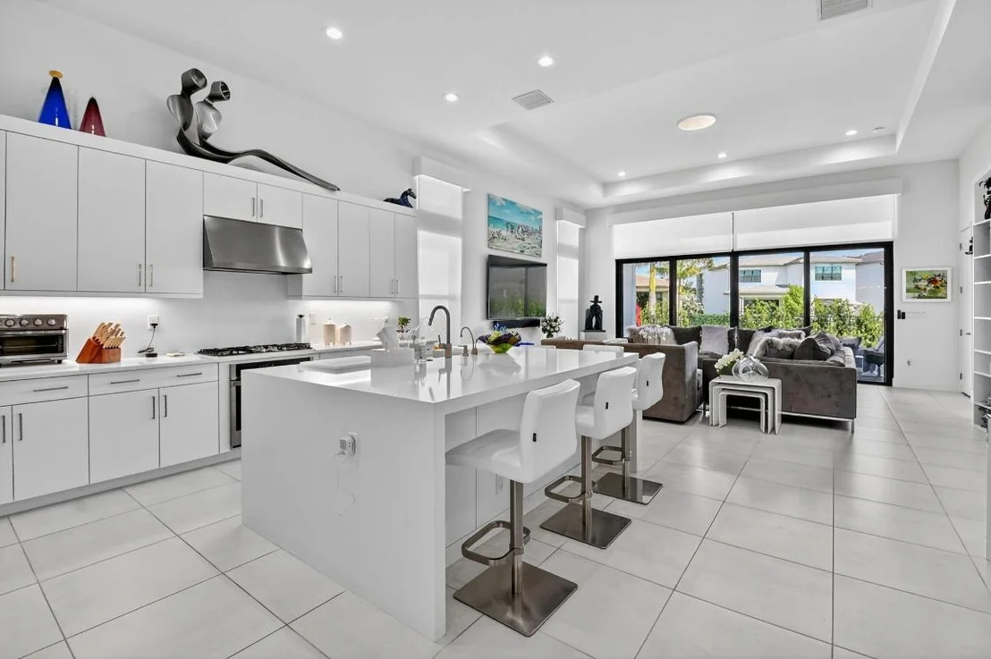 Photo of 8331 Royal County Down Road
