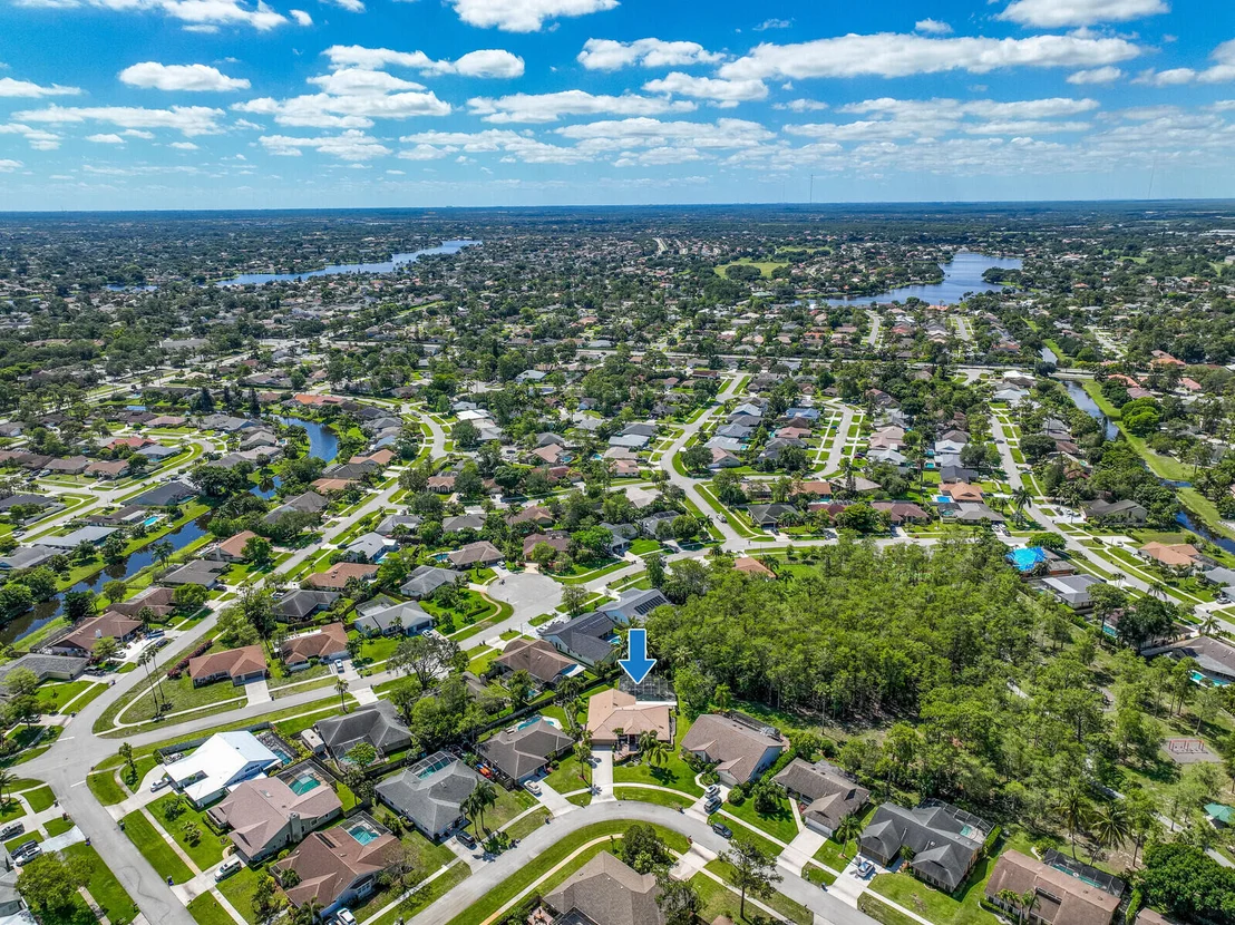 Photo of 818 Ivy Drive