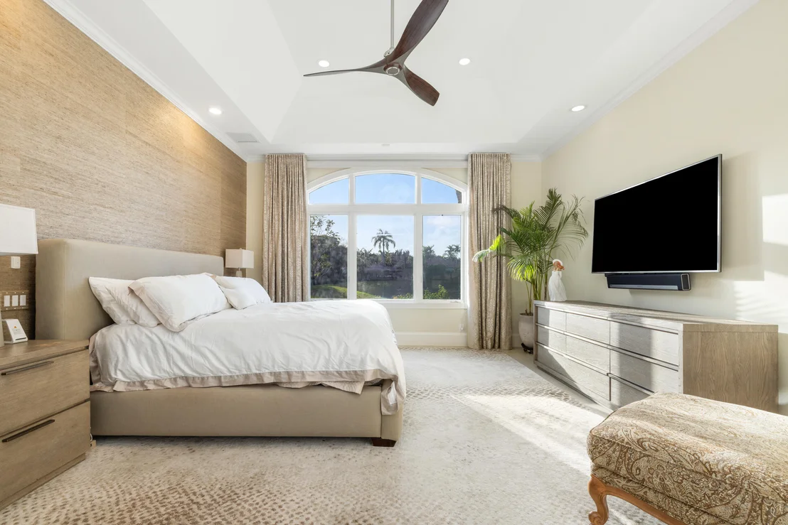 Photo of 176 Golf Village Boulevard