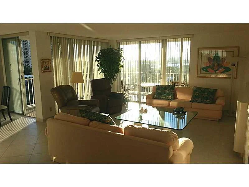 Photo of Unit 708 at 1010 S Ocean Boulevard