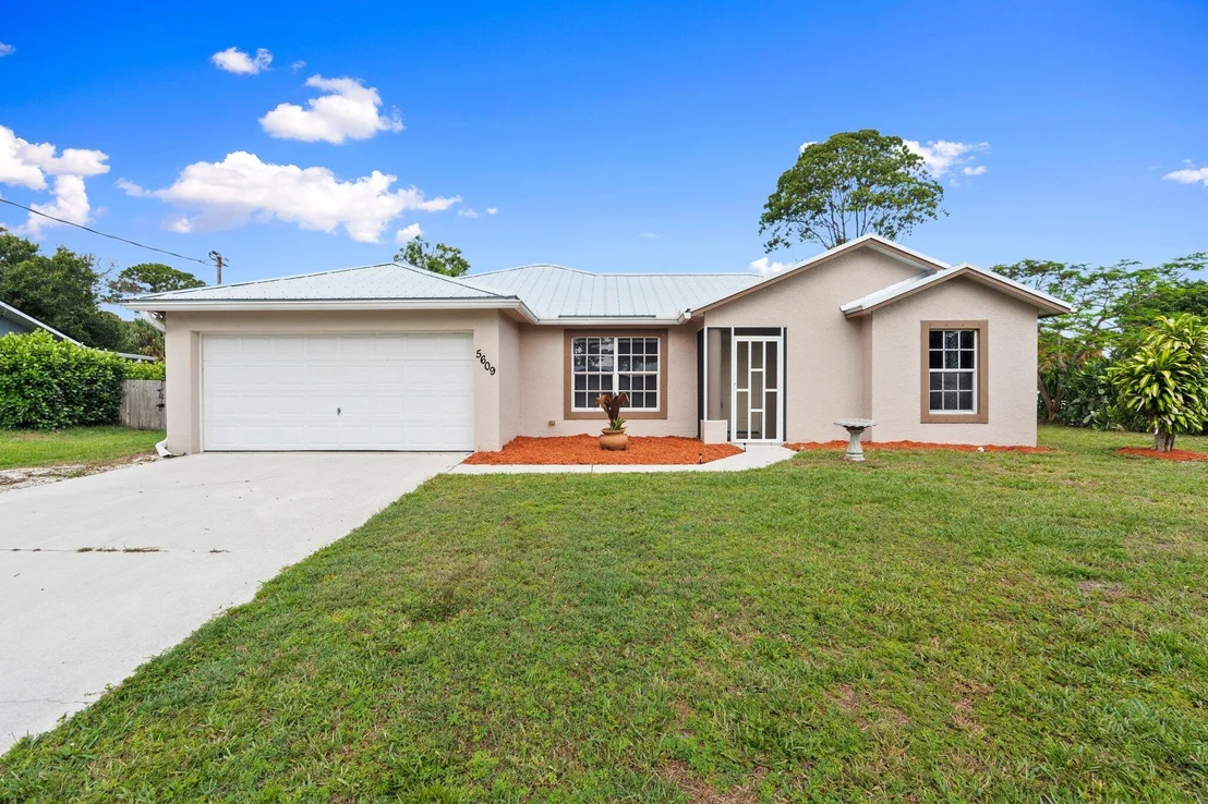 Photo of 5609 Sunset Boulevard