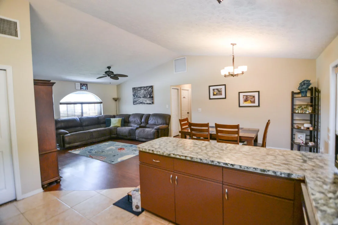 Photo of 5205 Birch Drive