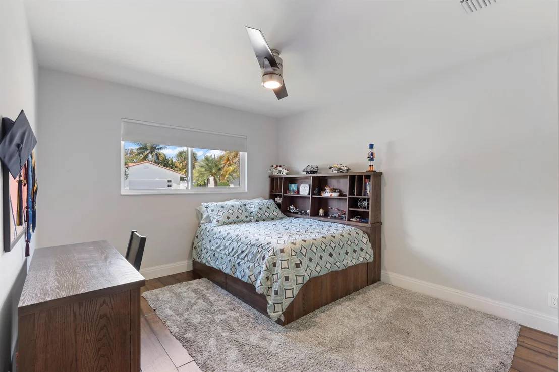 Photo of 1058 NW 6th Drive