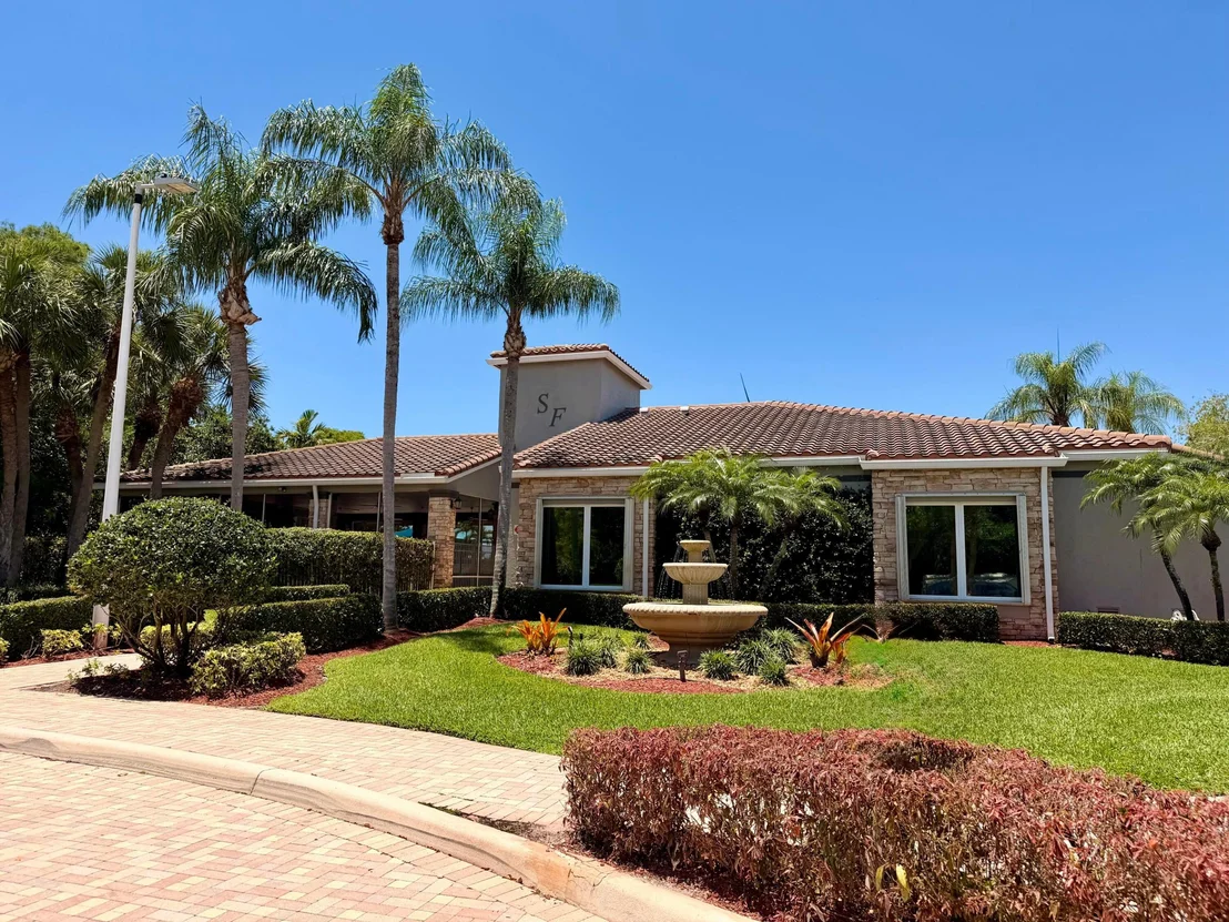 Photo of 7762 Oak Grove Circle
