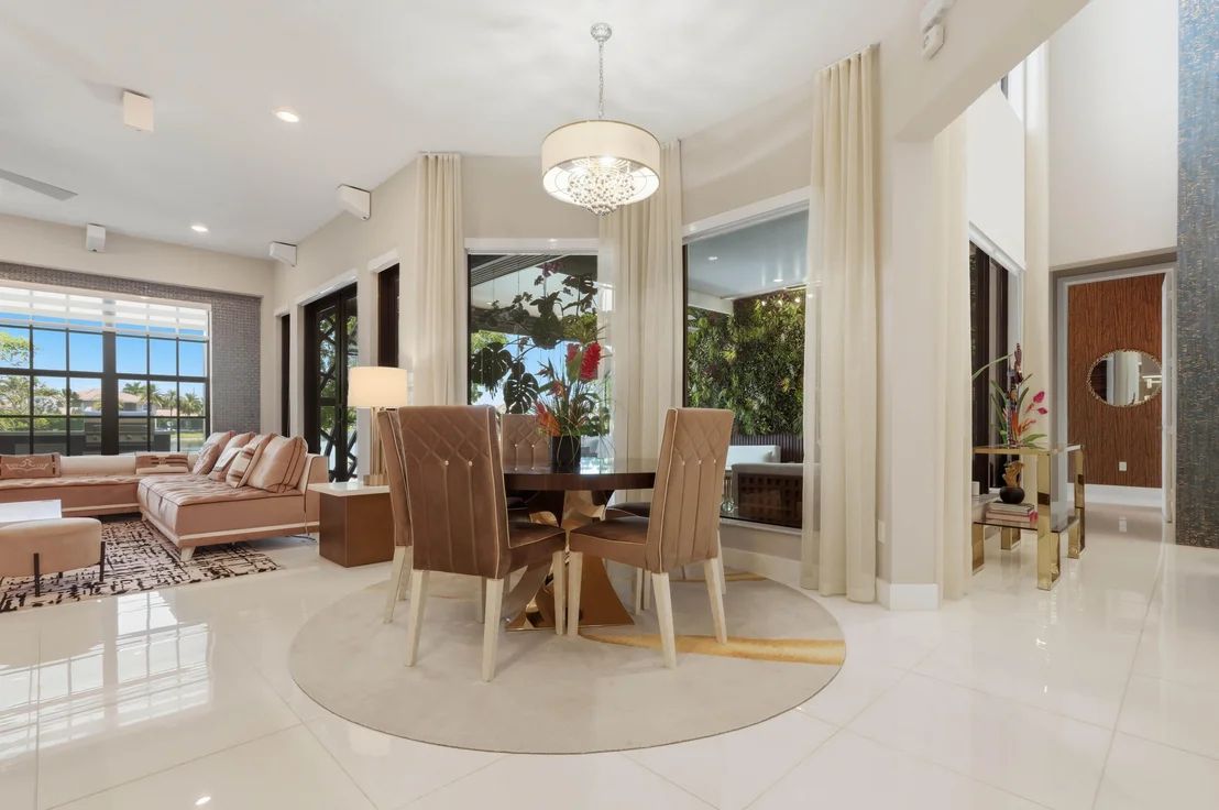 Photo of 10271 Peninsula Place