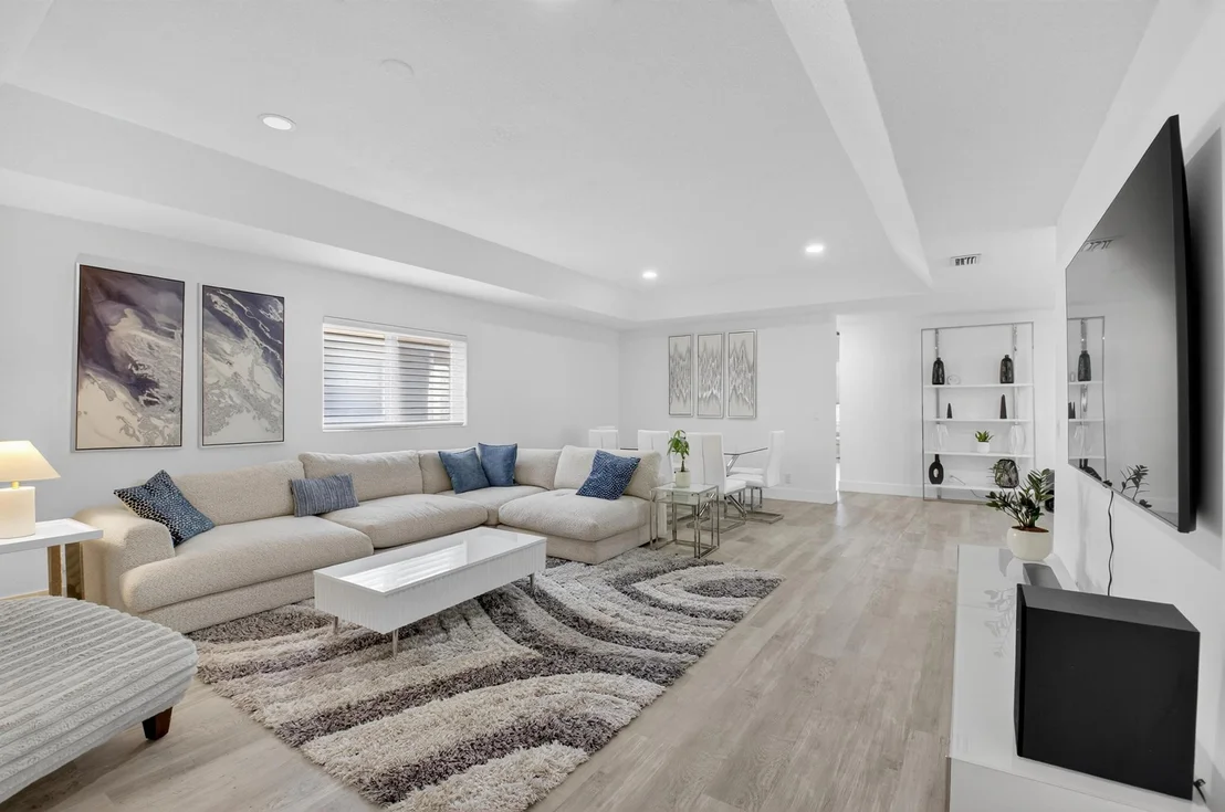 Photo of 9156 Pine Springs Drive