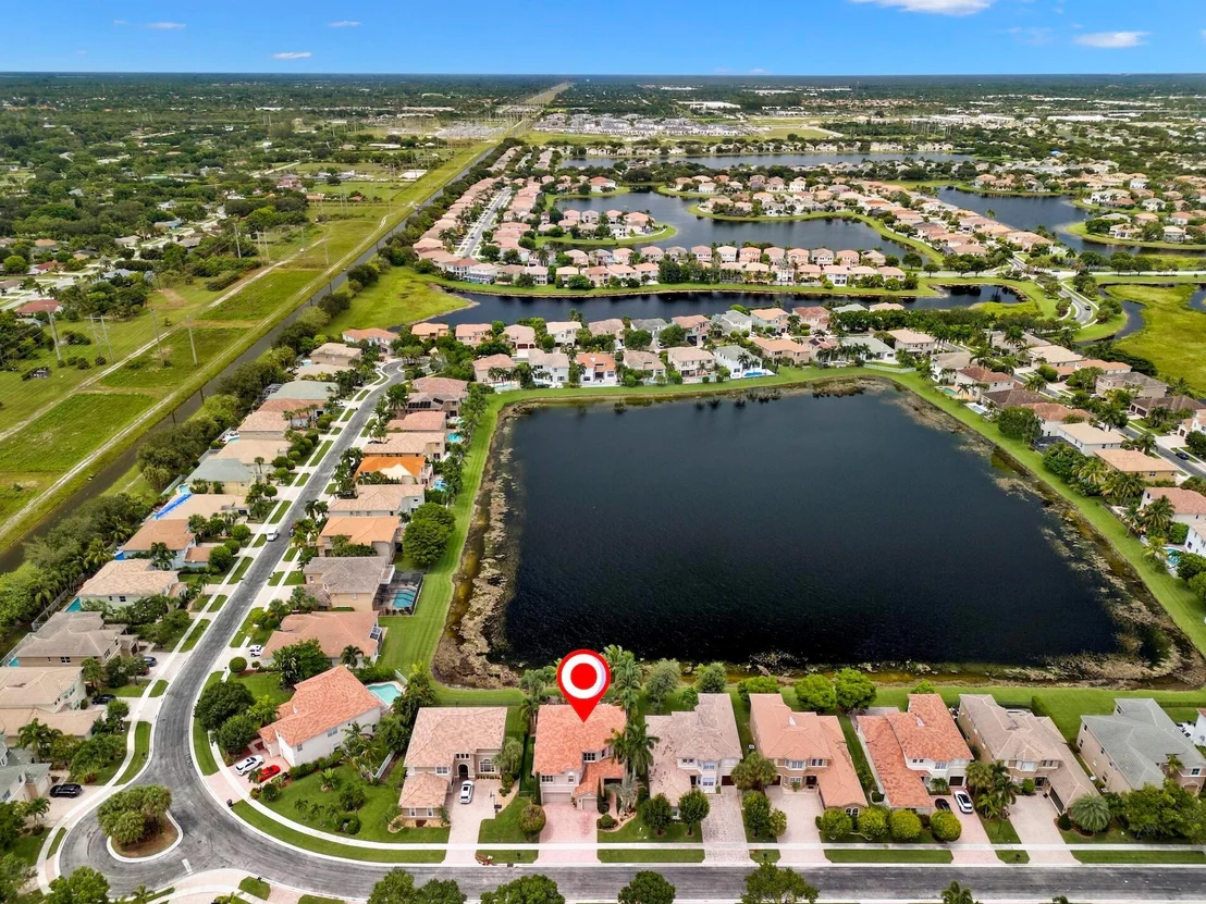 Photo of 1336 Beacon Circle