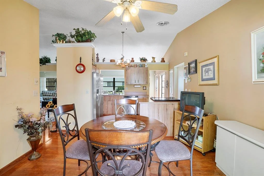 Photo of 6355 Timberlakes Way
