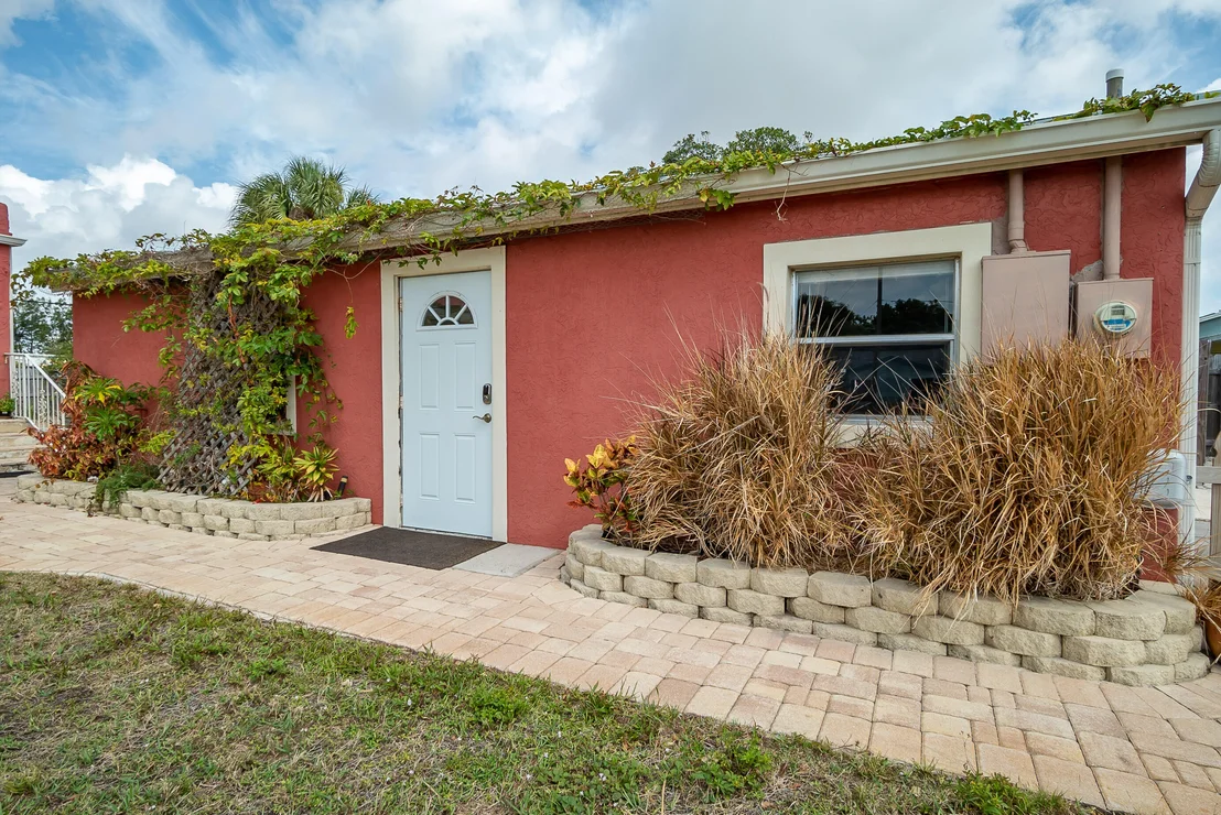 Photo of 815 SE 3rd Street
