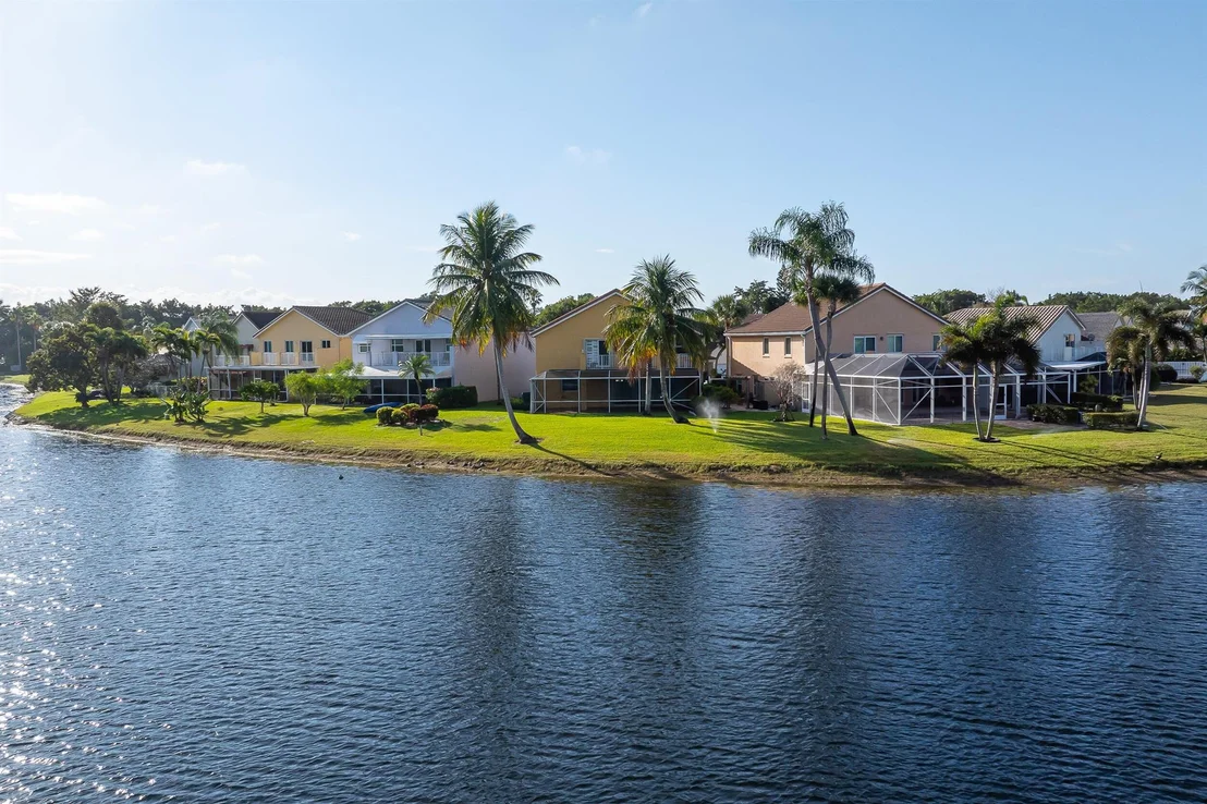 Photo of 7337 Shell Ridge Terrace