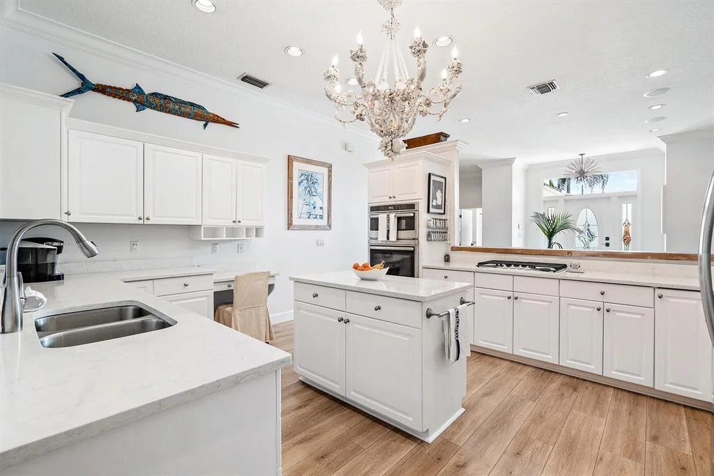 Photo of 18586 Lakeside Gardens Drive