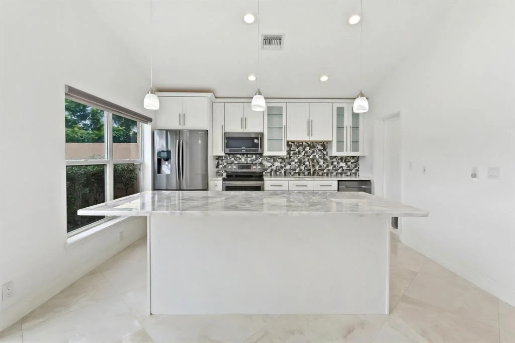 Photo of 8265 Palm Gate Drive