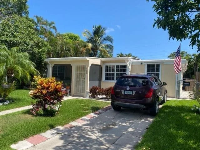 Photo of 570 Wilkinson Road