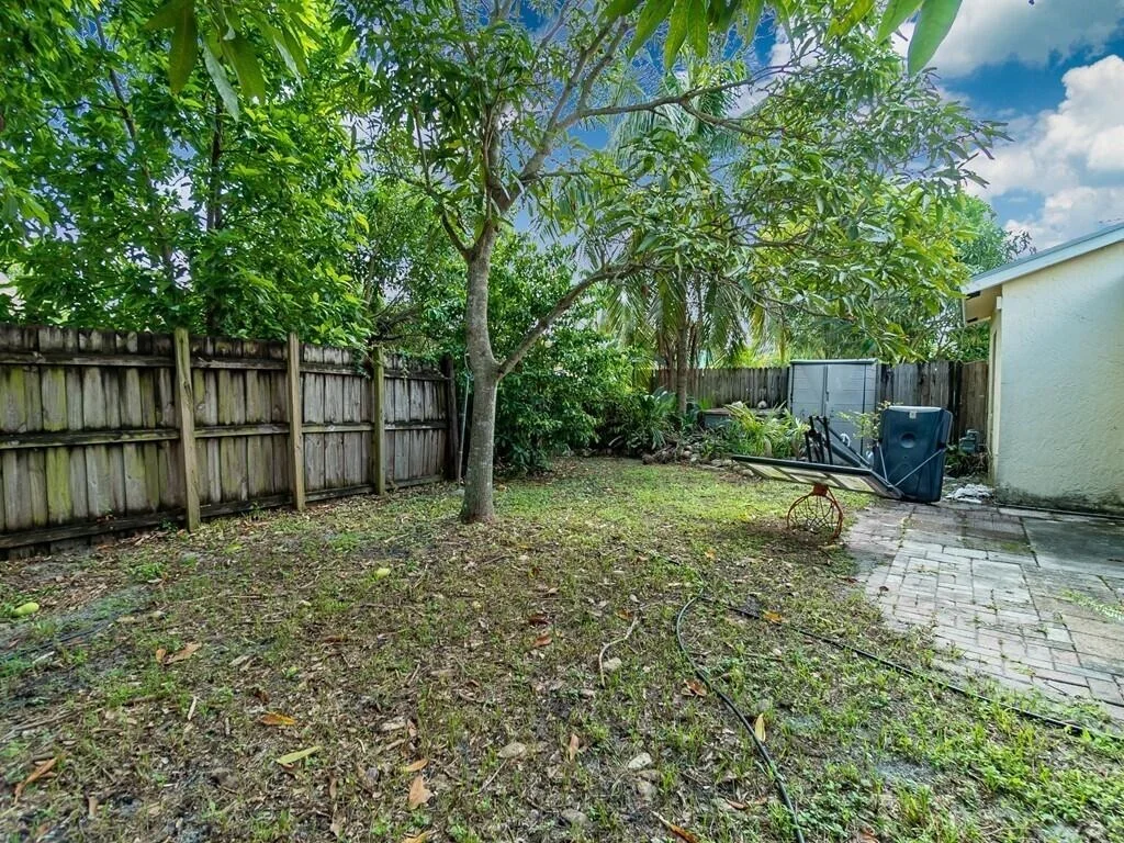 Photo of 5974 Ithaca Circle W