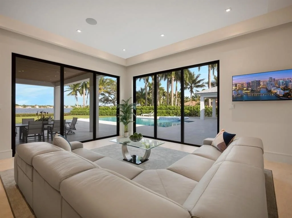Photo of 5695 Pennock Point Road