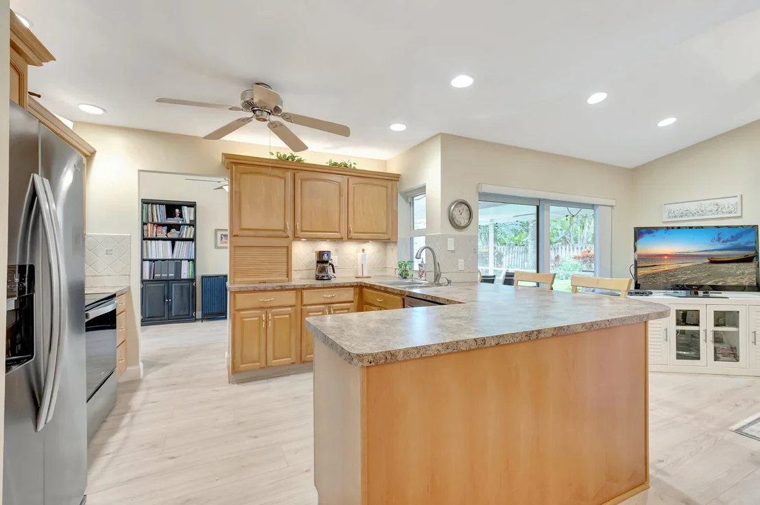 Photo of 11390 Chipmunk Drive