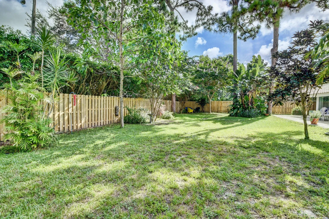 Photo of 2941 NW 24th Way