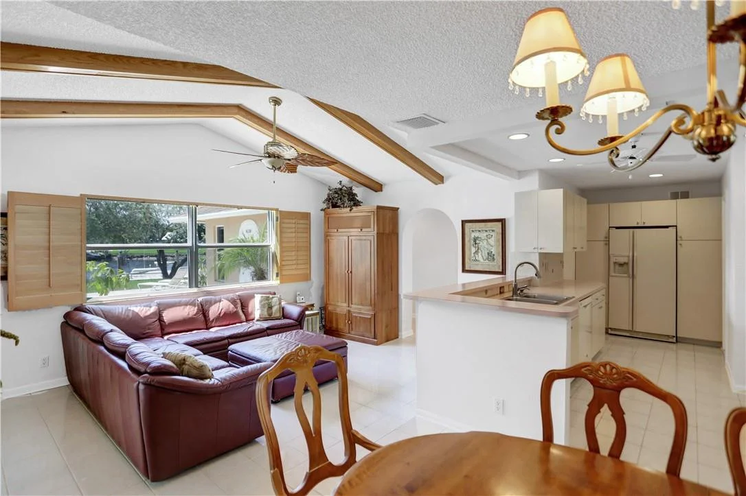 Photo of 1300 Cormorant Road