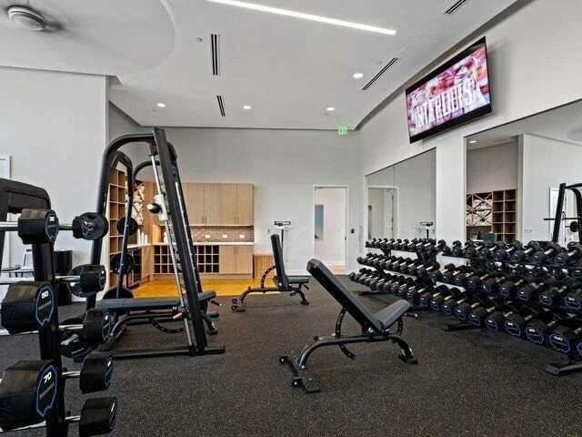 Photo of 21125 Hamlin Drive
