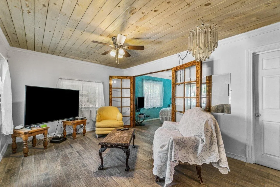 Photo of 1501 Suwanee Drive