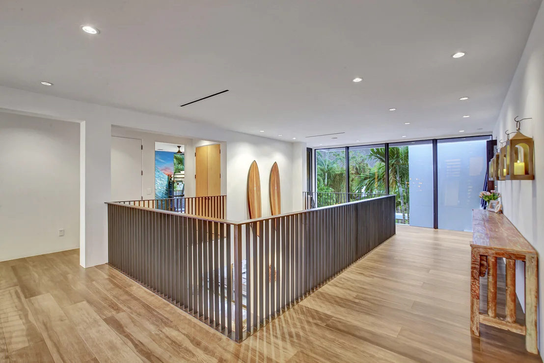 Photo of 3421 Beacon Street