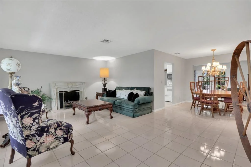 Photo of 7368 Pine Forest Circle
