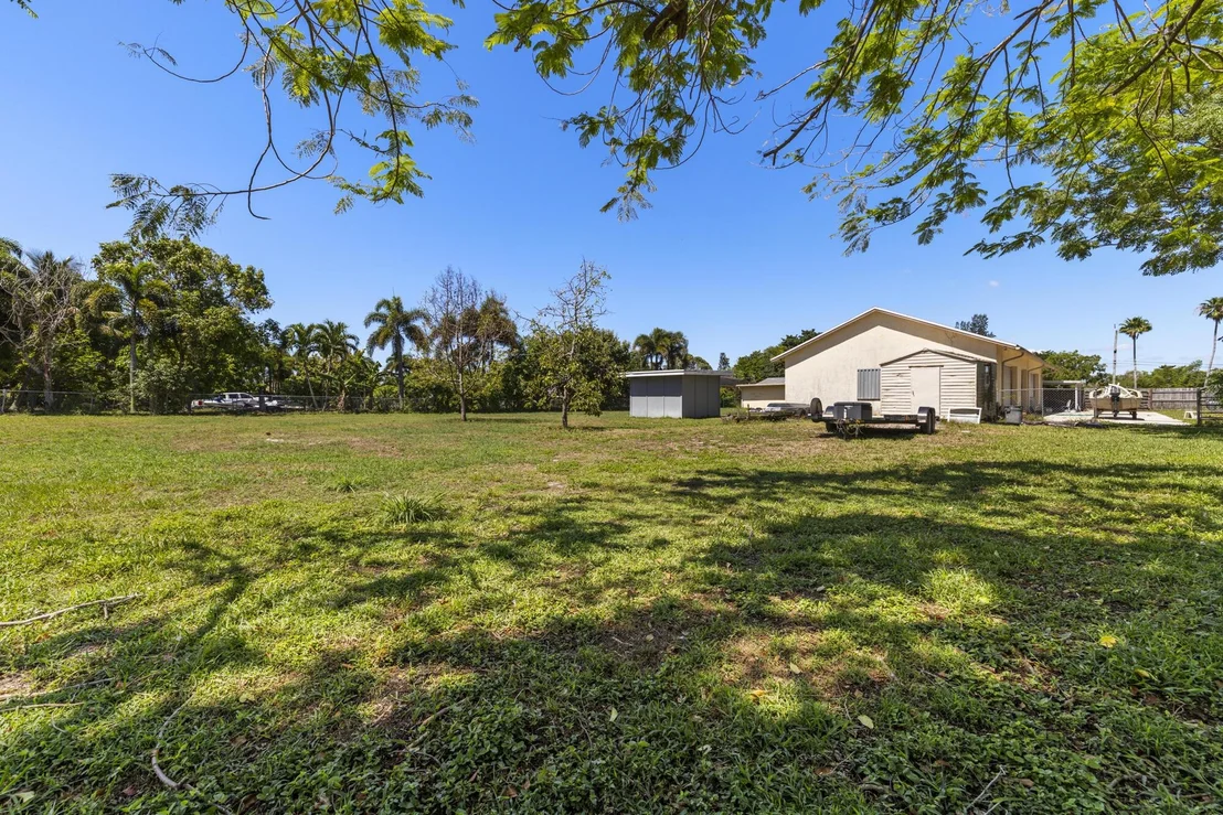 Photo of 4838 Coconut Road