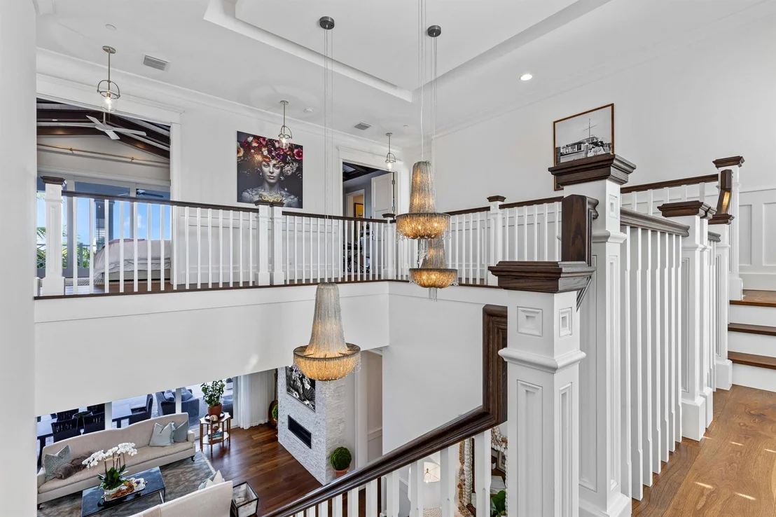 Photo of 1030 Pine Point Road