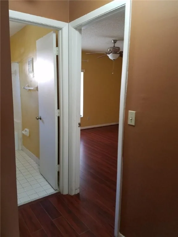 Photo of 3327 W Inverrary Boulevard
