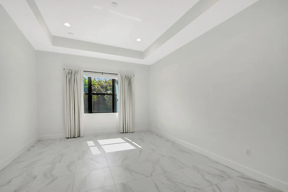 Photo of 9375 Mountain Pine Grove