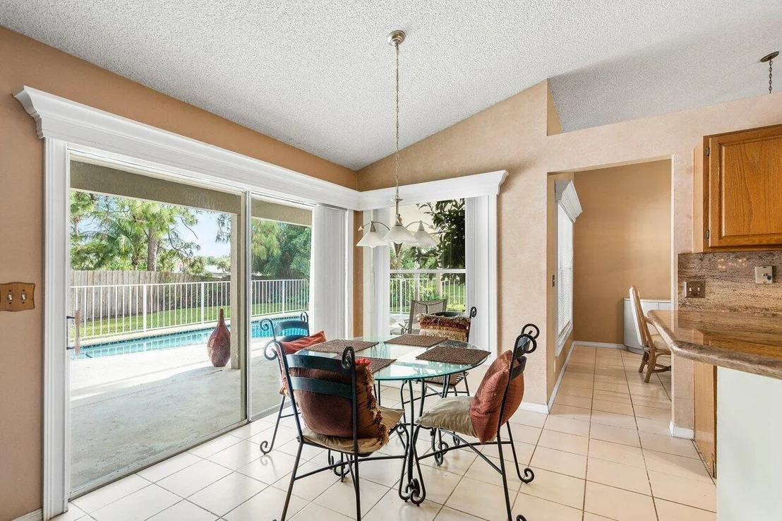 Photo of 4060 Sabal Lakes Road