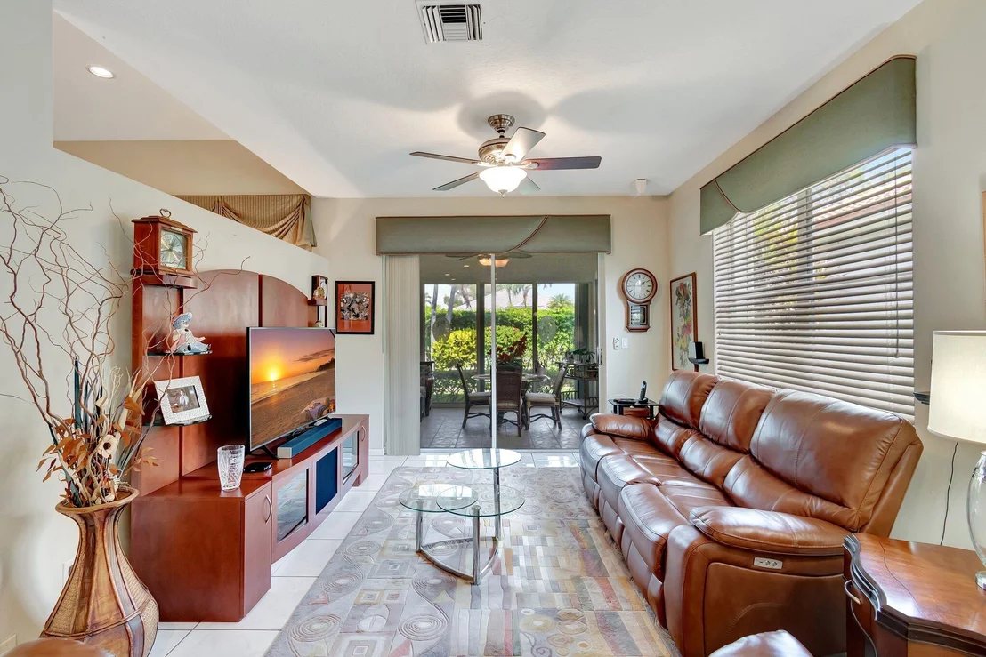 Photo of 5845 Seashell Terrace